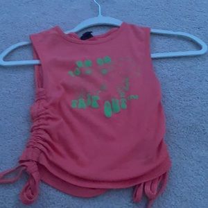 super cute indie bright orange tee!